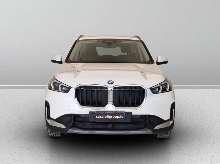 2 - BMW X1 X1 sdrive18d auto
