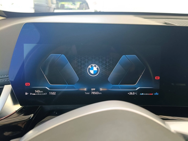 12 - BMW X1 X1 sdrive18i X-Line auto