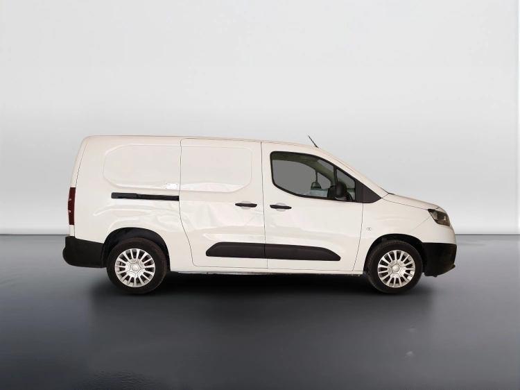 7 - Toyota Professional Proace City Proace City 1.5D 100cv S&S L2 S 10q Active