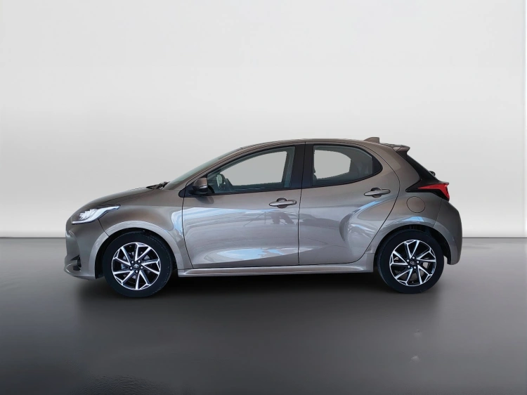 8 - Toyota Yaris Yaris 1.0 Trend