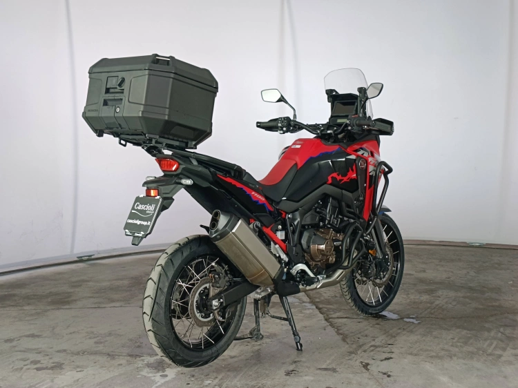 7 - Honda Africa Twin AFRICA TWIN ADVENTURE DCT