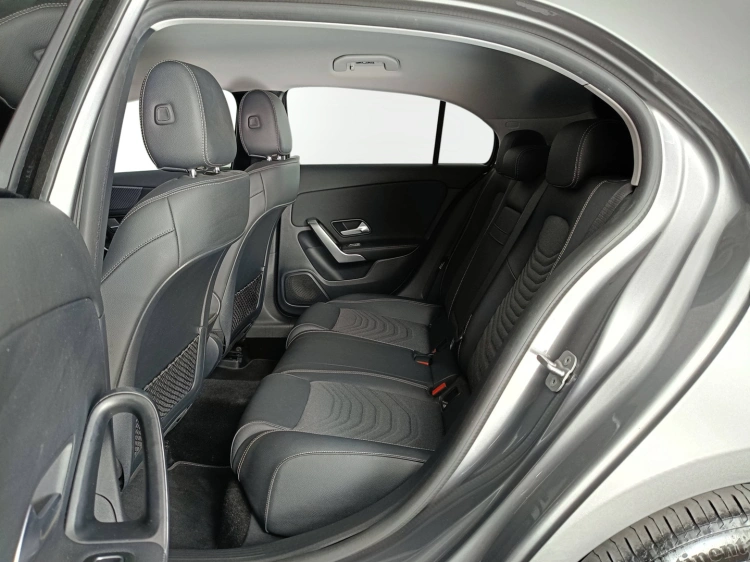 9 - Mercedes-Benz Classe A 180 d Progressive Advanced auto