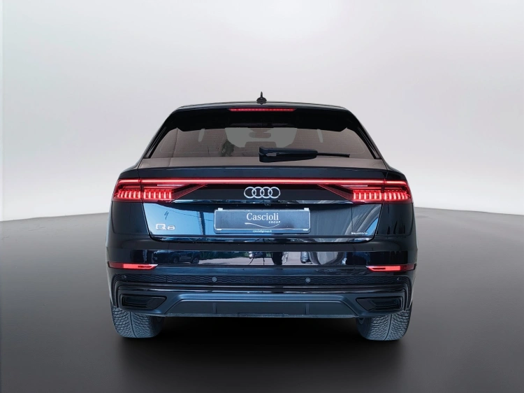 6 - Audi Q8 Q8 50 3.0 tdi mhev Sport quattro tiptronic