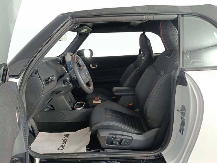 10 - MINI Cooper Mini Cooper Cabrio 2.0 S JCW auto