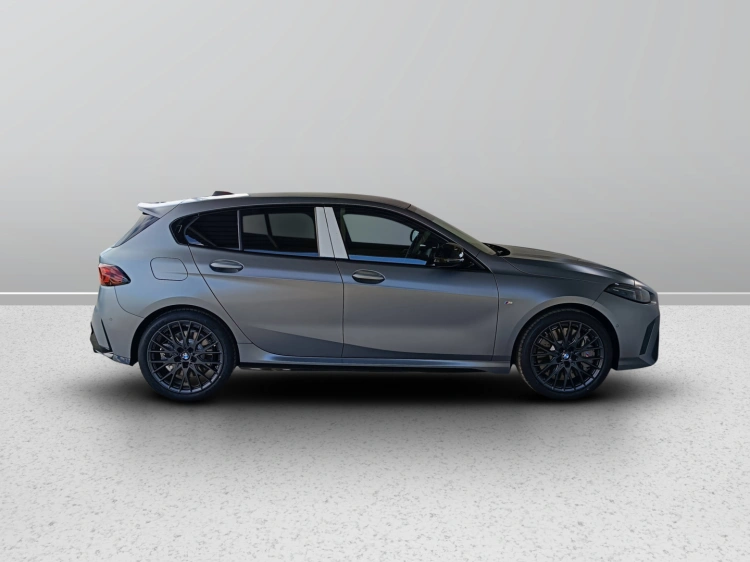 6 - BMW Serie 1 BMW M135 xDrive