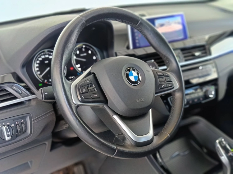 18 - BMW X1 X1 sdrive16d xLine auto