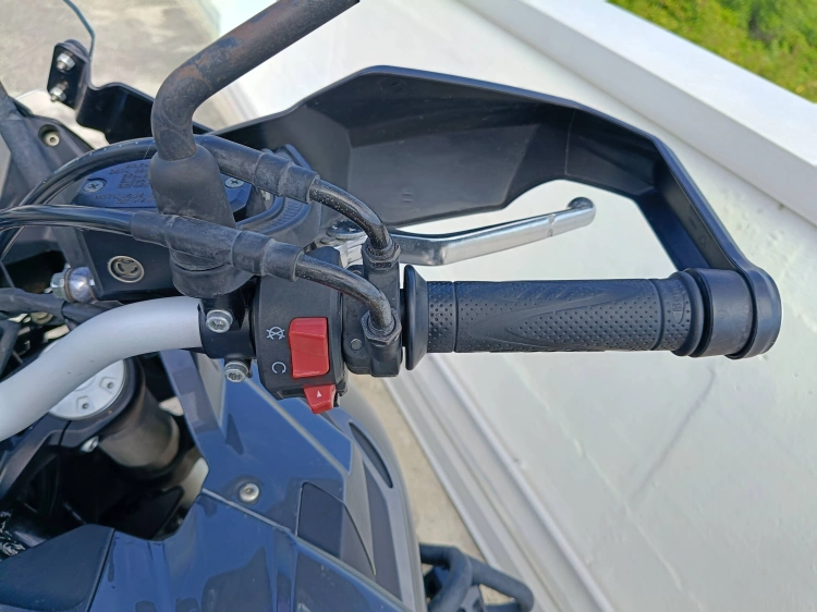 9 - Benelli TRK Trk 502 abs E4