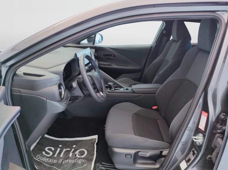 16 - Toyota C-HR C-HR 1.8 hv Trend fwd e-cvt