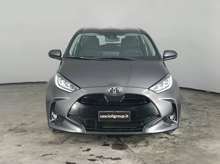 2 - Toyota Yaris Yaris 1.0 Trend