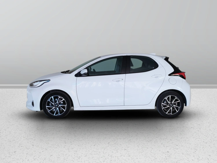 3 - Toyota Yaris Yaris 1.5h Trend