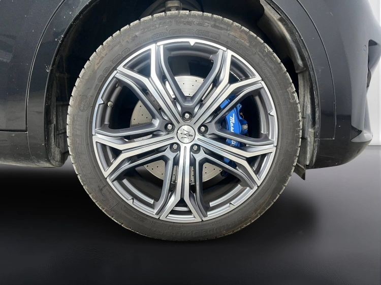 18 - Maserati Levante Maserati Levante2.0 mhev executive 330cv auto