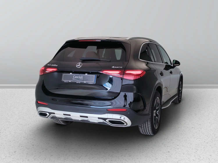 6 - Mercedes-Benz GLC 220 d AMG Advanced Plus 4matic auto