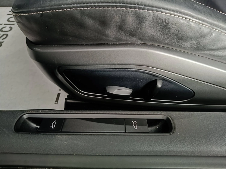 20 - Porsche 911 911 Cabrio 3.0 Carrera 4S auto