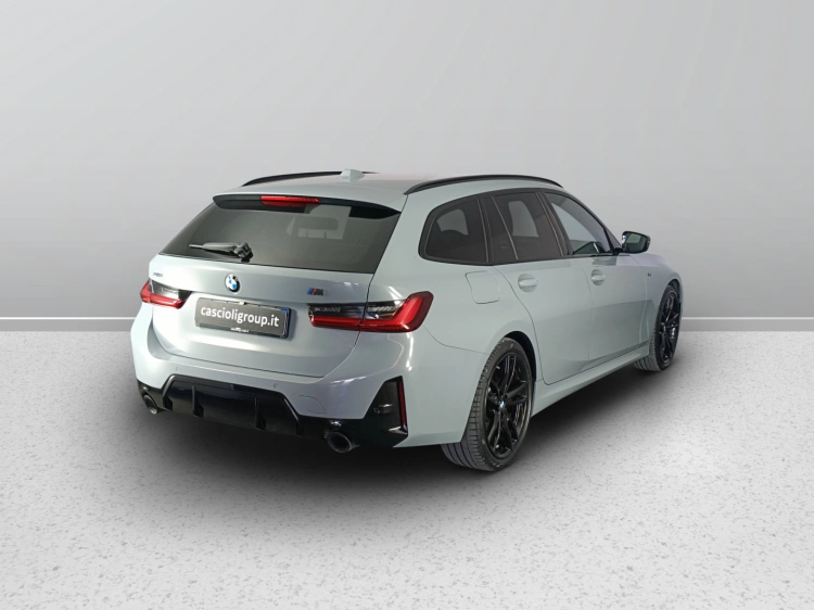 4 - BMW Serie 3 330d Touring mhev 48V xdrive MSport auto