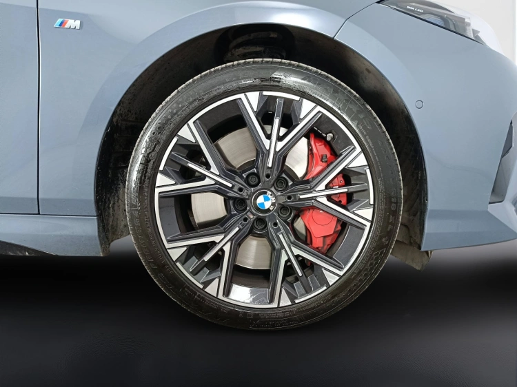 16 - BMW Serie 1 118d MSport Pro auto