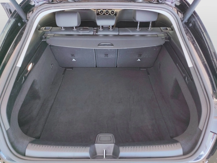 9 - Mercedes-Benz CLA Shooting Brake 180 d Advanced auto
