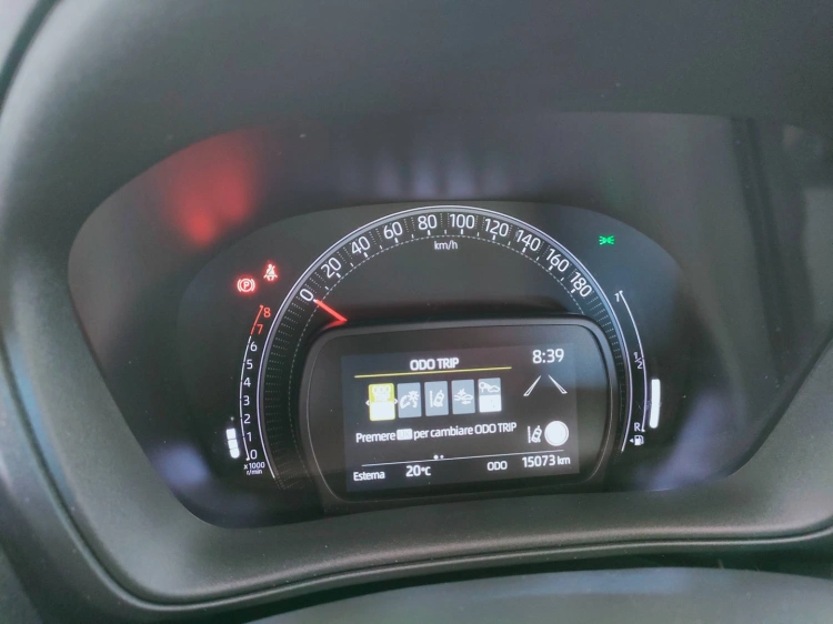 16 - Toyota Aygo X Aygo X 1.0 Active 72cv