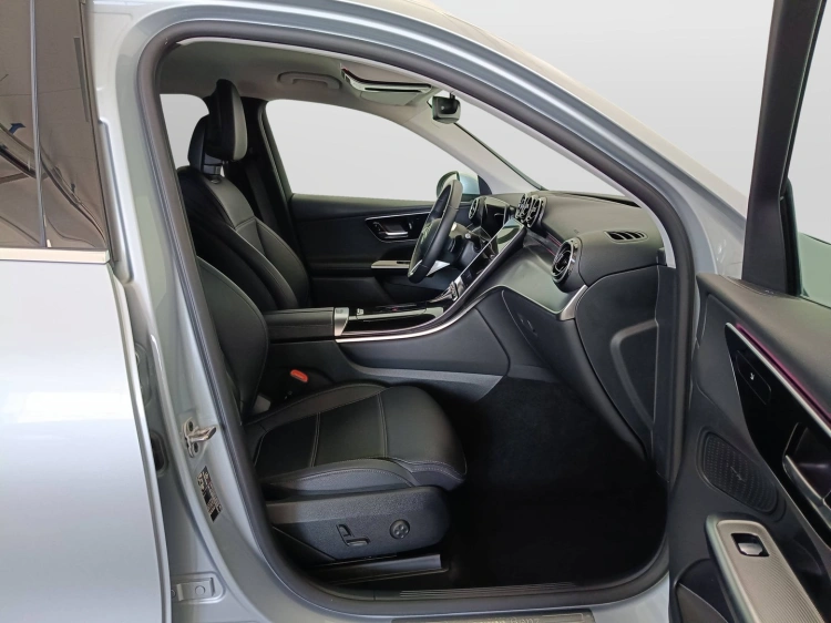 11 - Mercedes-Benz GLC 200 d Advanced 4matic auto