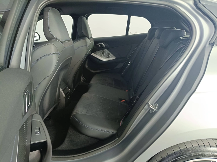 9 - BMW Serie 1 120d 48V MSport Pro auto