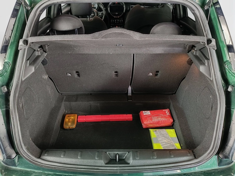 18 - MINI Cooper Mini 1.5 Cooper D Hype Seven 5p