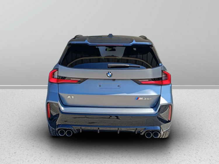 4 - BMW X1 M BMW X1 M35i xDrive