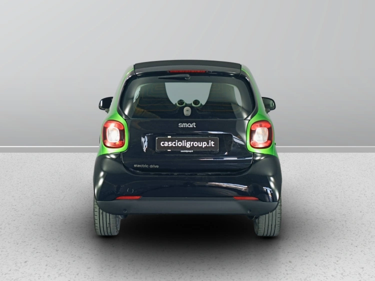 4 - smart fortwo Fortwo electric drive Prime