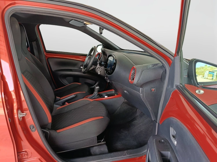11 - Toyota Aygo X Aygo X 1.0 Active 72cv s-cvt
