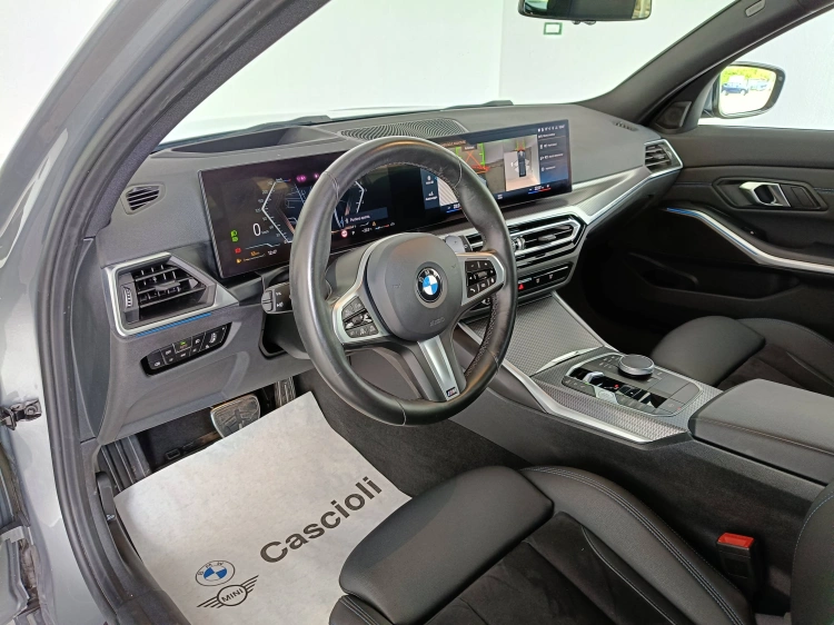 7 - BMW Serie 3 320d Touring mhev 48V Msport xdrive auto