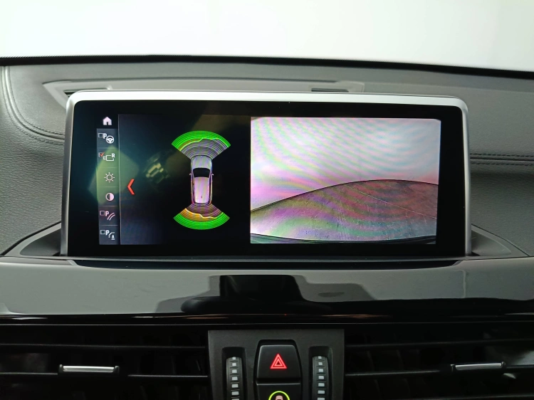 14 - BMW X1 X1 sdrive18d xLine Plus auto