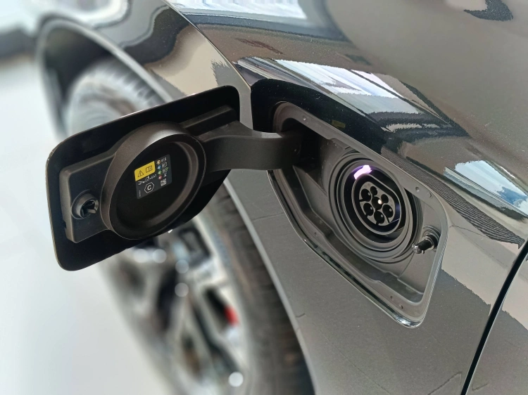 12 - BMW X3 BMW X3 30e xDrive