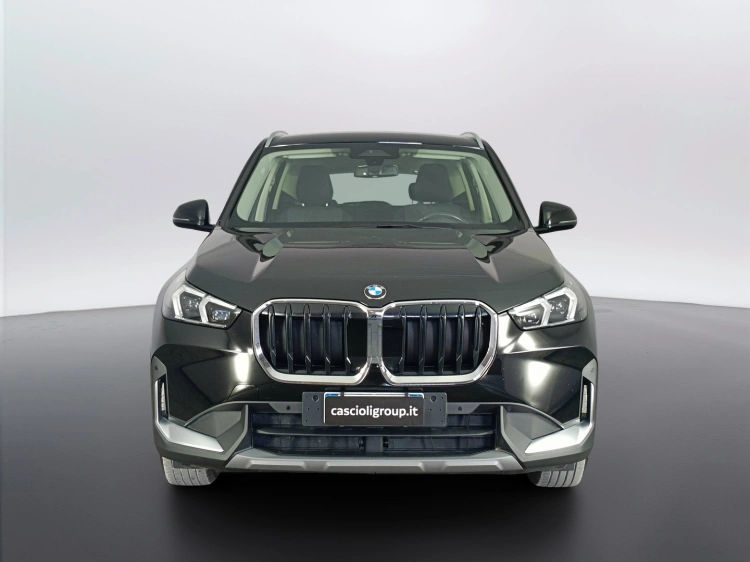 2 - BMW X1 X1 sdrive18d auto