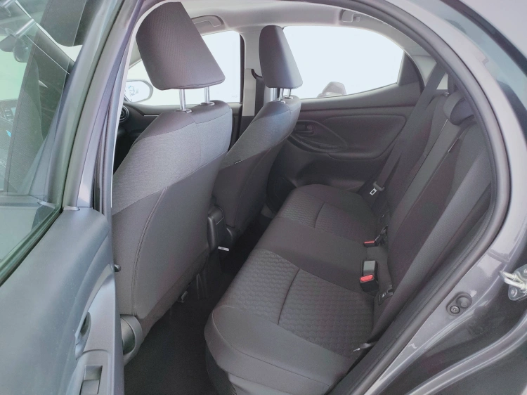 10 - Toyota Yaris Yaris 1.5h Trend