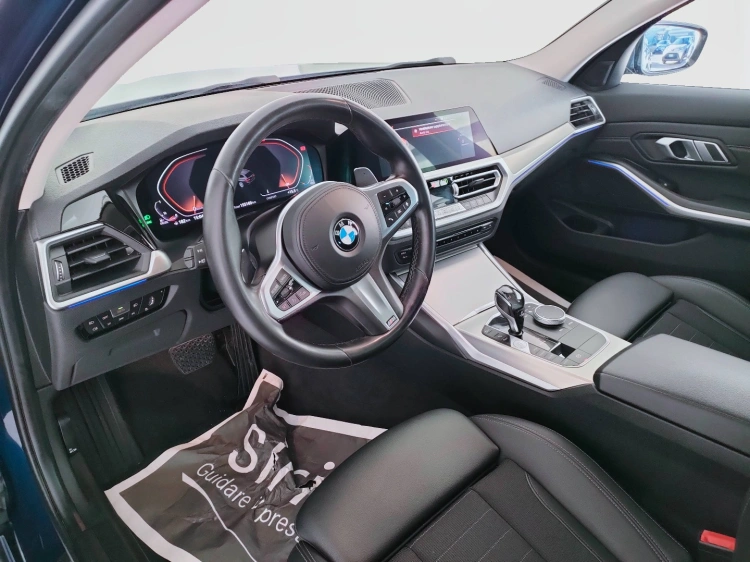 13 - BMW Serie 3 320d Touring auto