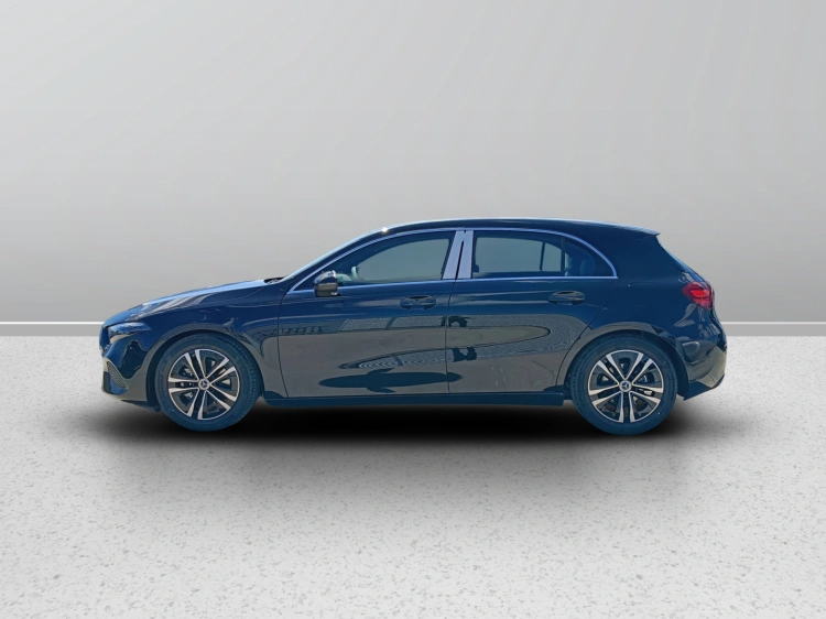 3 - Mercedes-Benz Classe A 180 d Automatic