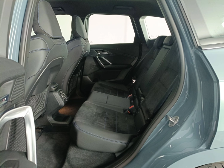9 - BMW iX1 iX1 xdrive 30 MSport