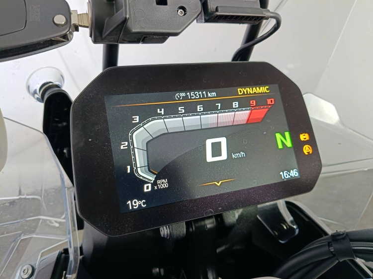 9 - BMW Motorrad GS R 1300 GS ADVENTURE