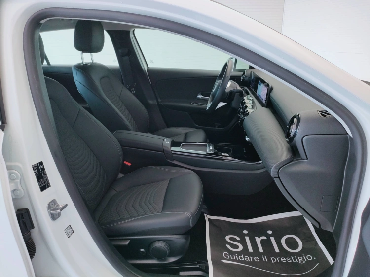 14 - Mercedes-Benz Classe A 180 d Advanced auto