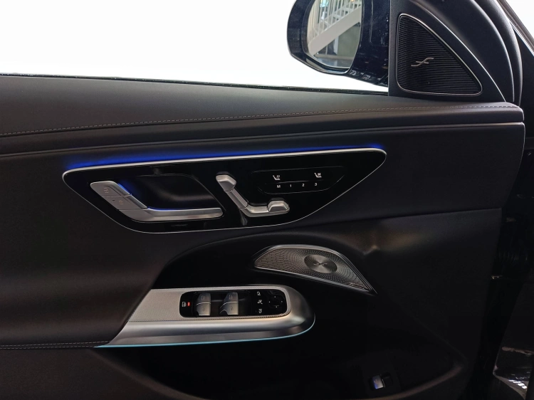 9 - Mercedes-Benz Classe E 220 d 4MATIC Station Wagon