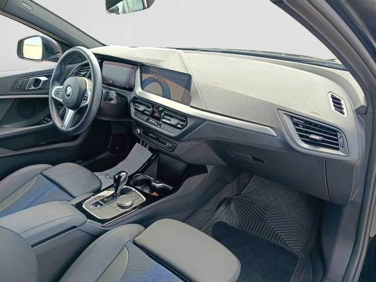 10 - BMW Serie 1 118d Msport auto