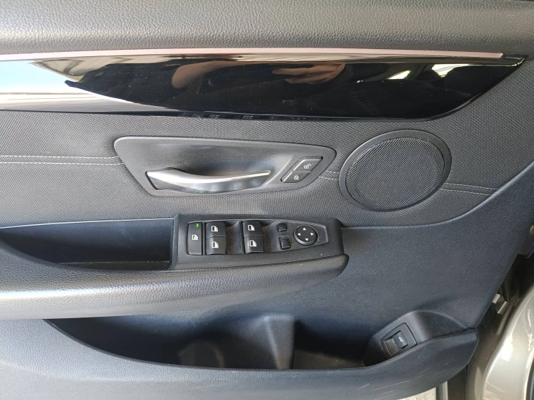 18 - BMW Serie 2 218d Active Tourer Sport auto