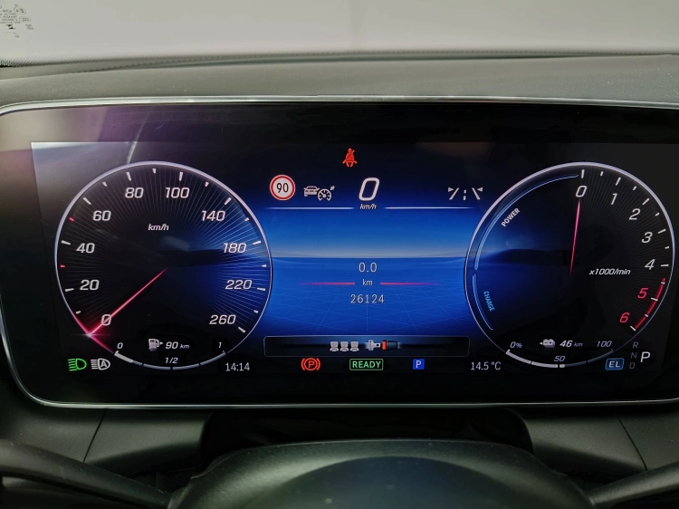 12 - Mercedes-Benz GLC 300 de phev AMG Line Premium 4matic auto