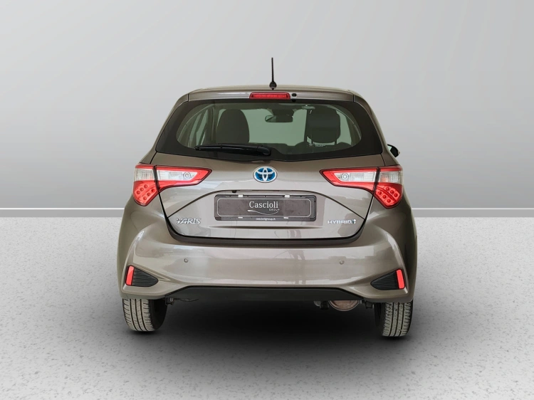 4 - Toyota Yaris Yaris 5p 1.5h Active my18