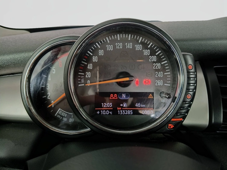 12 - MINI One Mini 1.5 One D Business 3p