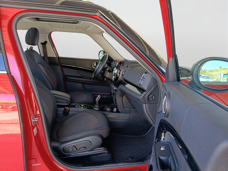 11 - MINI Countryman Mini Countryman 1.5 Cooper Essential auto