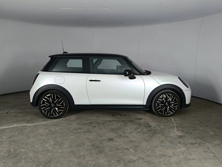 3 - MINI Cooper Mini Cooper 3p 1.5 C Classic auto