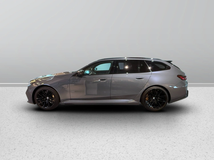 29 - BMW M M5 M5 Touring