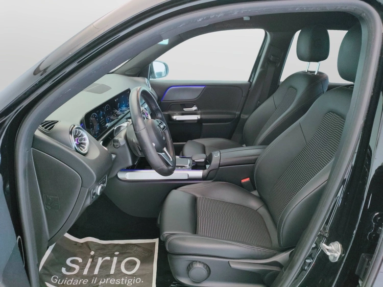 15 - Mercedes-Benz GLB 200 d Sport Plus auto