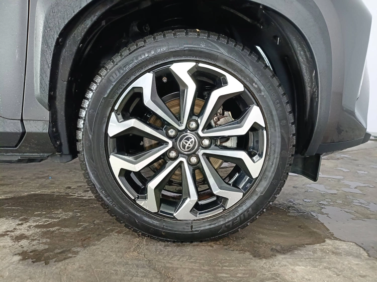 15 - Toyota Yaris Cross TOYOTA Yaris Cross 1.5 Hybrid 5p. E-CVT Trend