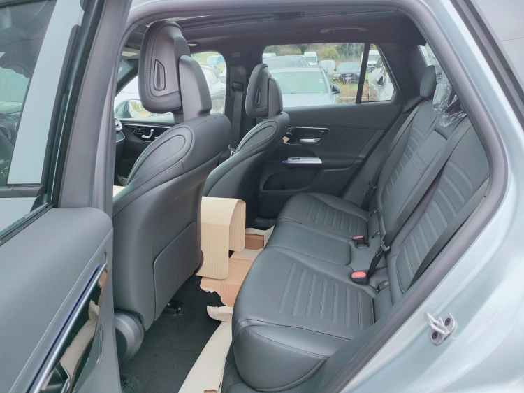 10 - Mercedes-Benz GLC 220 d 4MATIC