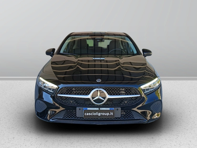 2 - Mercedes-Benz Classe A 180 d Advanced auto